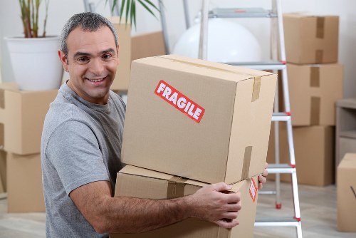 Urgent house move service in Kingston with local access challenges